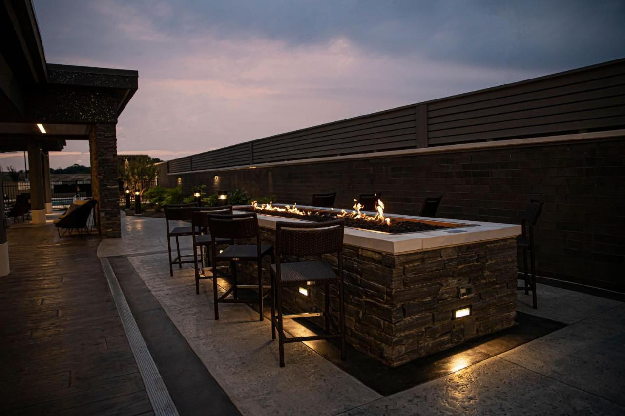 Courtyard By Marriott Mauldin Hotel 3*